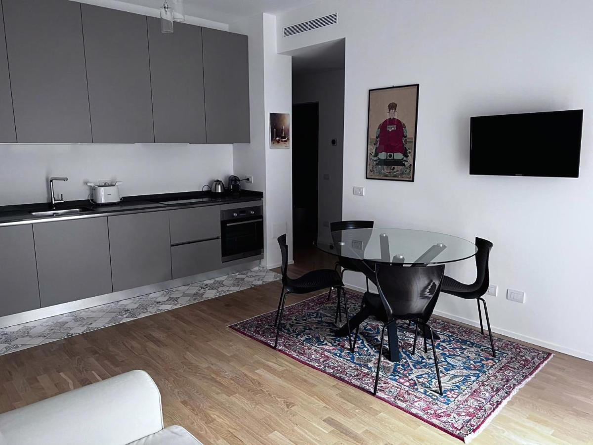 La Chicca Di Plinio Lägenhet Milano Exteriör bild
